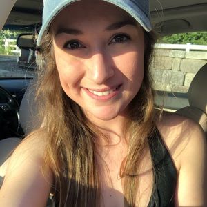 Meet your Posher, Courtney